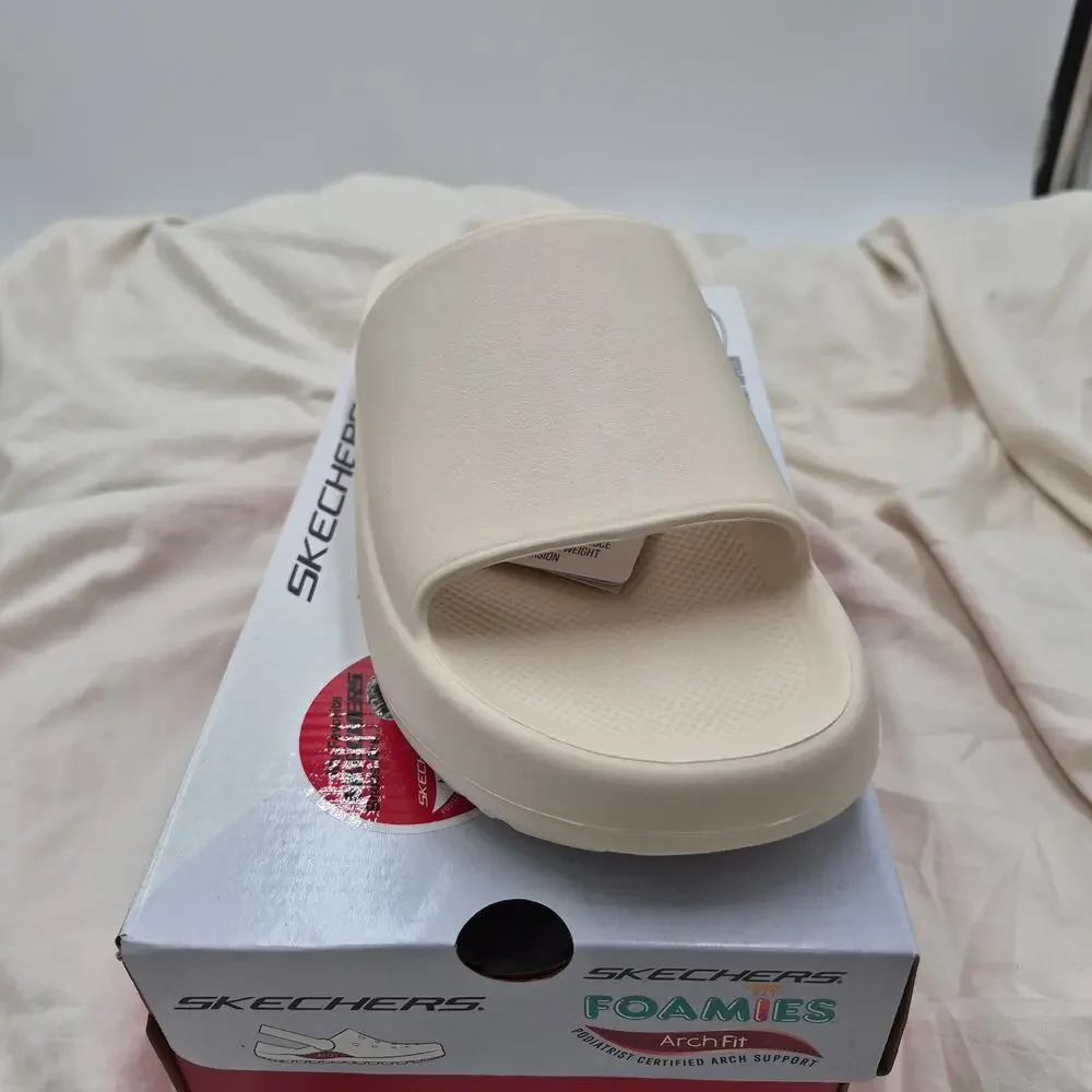 Skechers Foamies Arch Fit Slide Sandal in Cream - Picture 3 of 8
